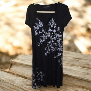 Karen By Karen Kane Women's Large Black Floral Short-Sleeve V-Neck Dress Comfy